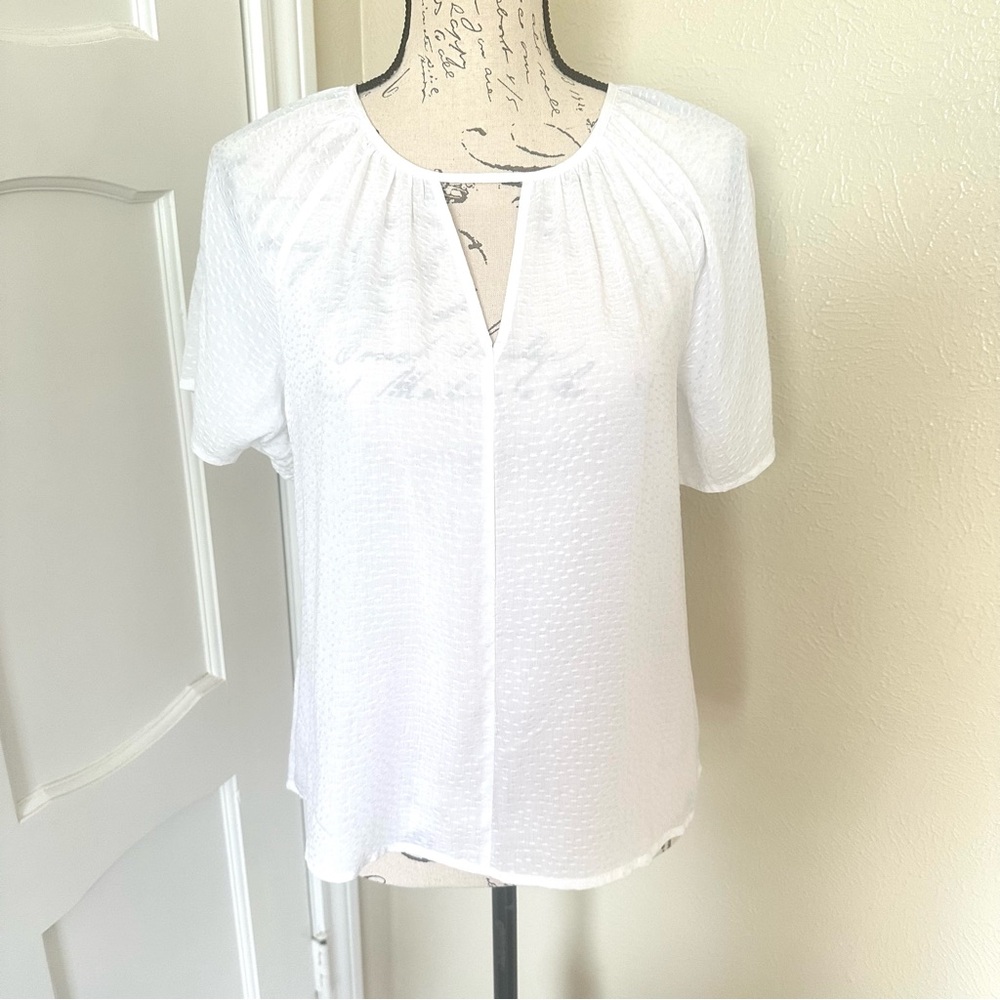 5/$25 Three Dots White Drop Needle Cut Out V Neck W/ Flutter Sleeves, NWT, Small